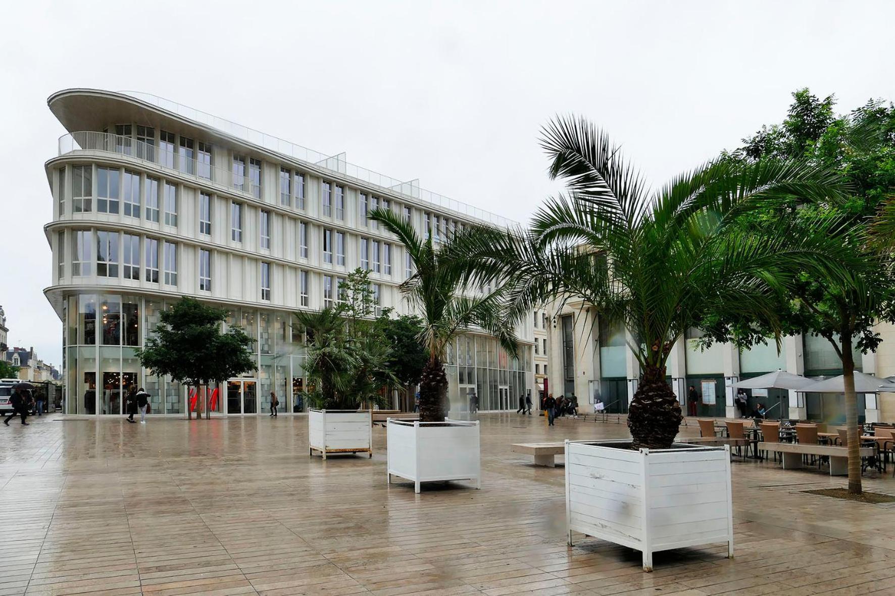Appartamento Les Jardins Du Clain Poitiers Esterno foto